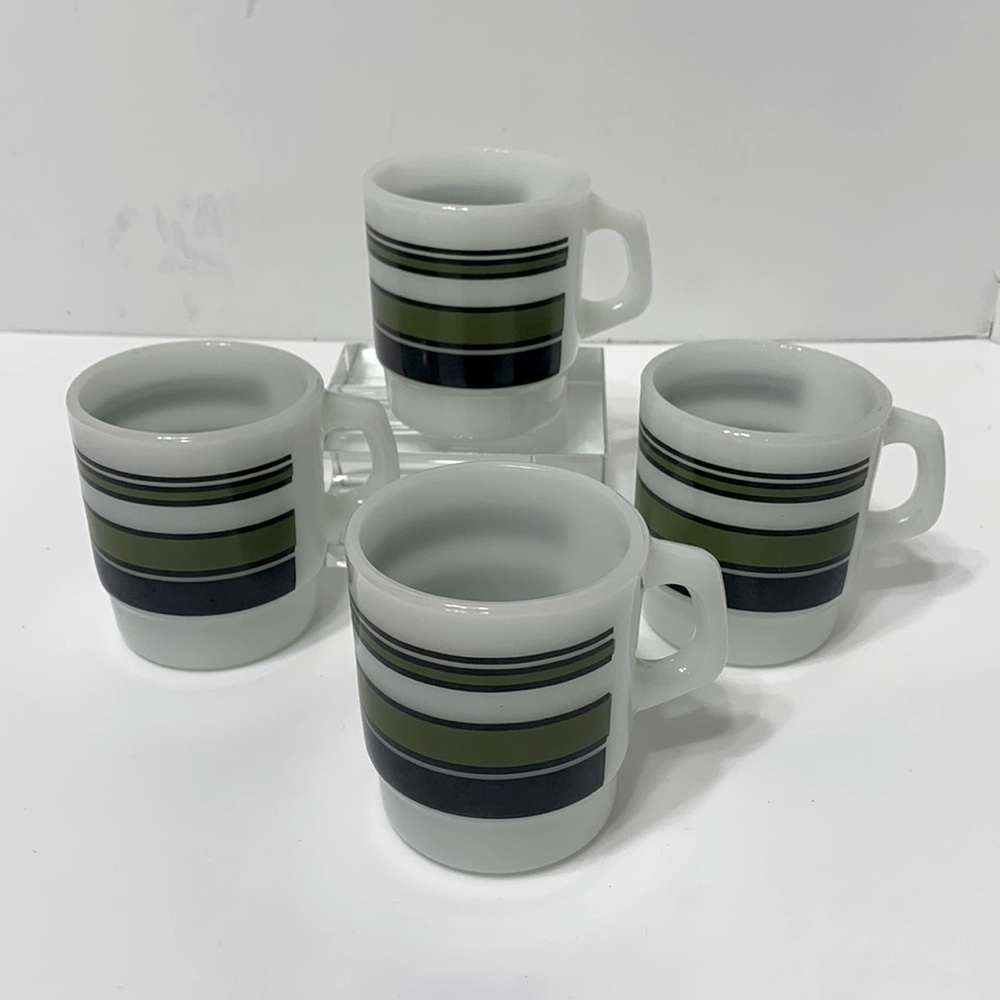 Vintage milk glass green stripe cup 4 count lot